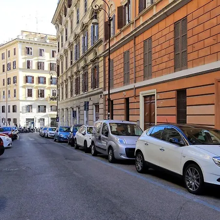 Apartment Charming Colosseum - My Extra