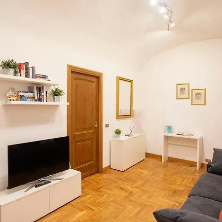 Charming Colosseum - My Extra Apartment
